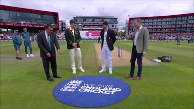 England win fourth Ashes toss in a row and elect to bowl