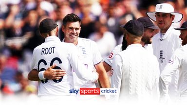 'Wonderful start for England!' | Anderson strikes with first ball of the day! 