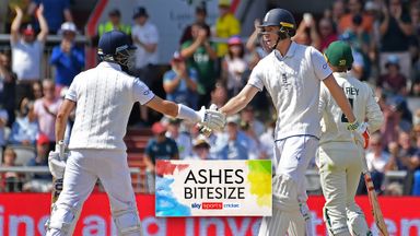 Ashes Bitesize | Crawley leads England charge with sublime 189