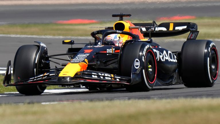 Max Verstappen fue el más rápido en la Práctica Uno del GP de Gran Bretaña