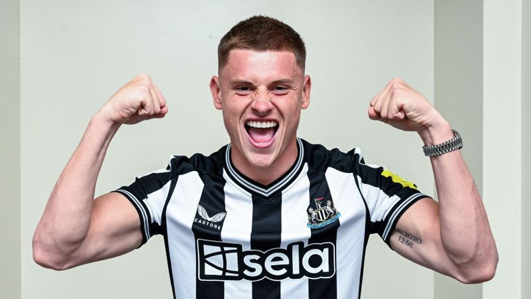 Newcastle Signed Leicester's Harvey Barnes