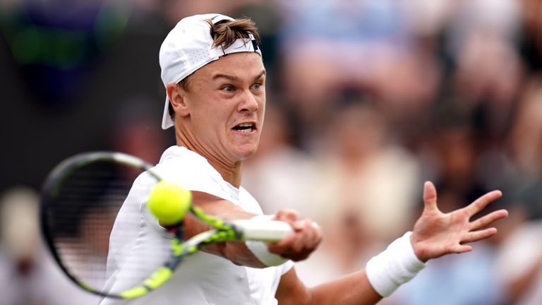 Holger Rune eventually broke through after an Alejandro Davidovich Fokina error