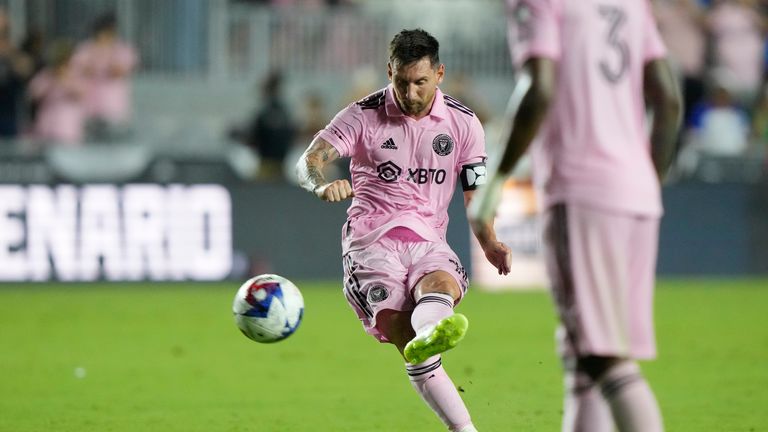 Inter Miami forward Lionel Messi (10) makes a free kick to score a goal during the second half of a Leagues Cup soccer match against Cruz Azul, Friday, July 21, 2023, in Fort Lauderdale, Fla. Inter Miami defeated Cruz Azul 2-1. (AP Photo/Lynne Sladky)