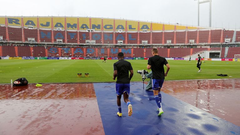 Torrential rain during the warm-ups ahead of Tottenham vs Leicester delayed kick off to their friendly 