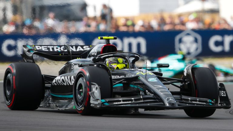 SILVERSTONE CIRCUIT, UNITED KINGDOM - JULY 09: Sir Lewis Hamilton, Mercedes F1 W14 during the British GP at Silverstone Circuit on Sunday July 09, 2023 in Northamptonshire, United Kingdom. (Photo by Jake Grant / LAT Images)