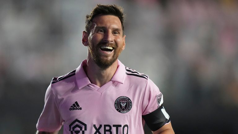 Lionel Messi scores twice on first Inter Miami start in 4-0