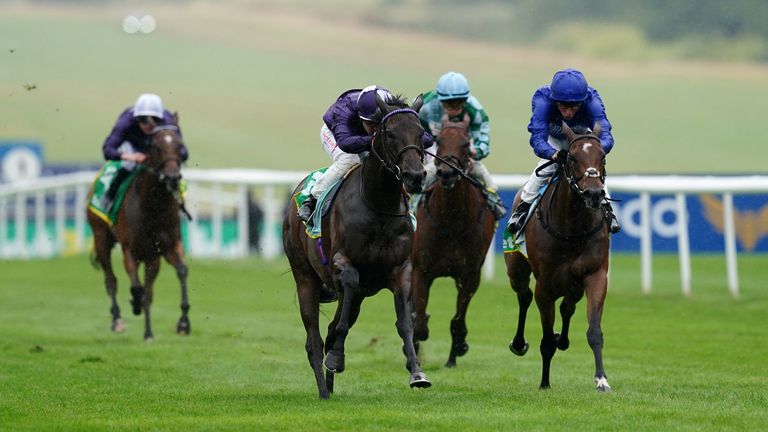 Persian Dreamer (left) beats Star Of Mystery in the Duchess Of Cambridge Stakes
