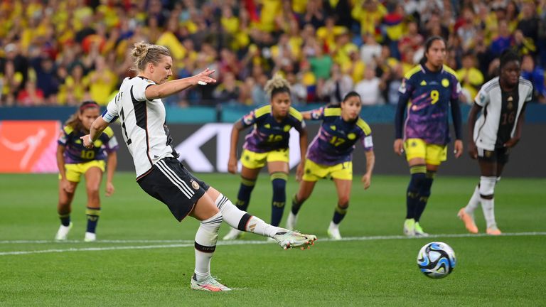 Alexandra Popp&#39;s penalty equalised for Germany