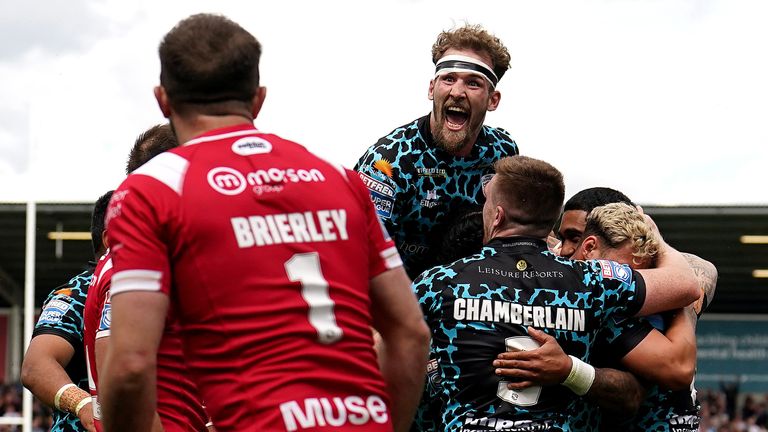 Ben Reynolds kicked a penalty from close to halfway to secure the Leopards' comeback win