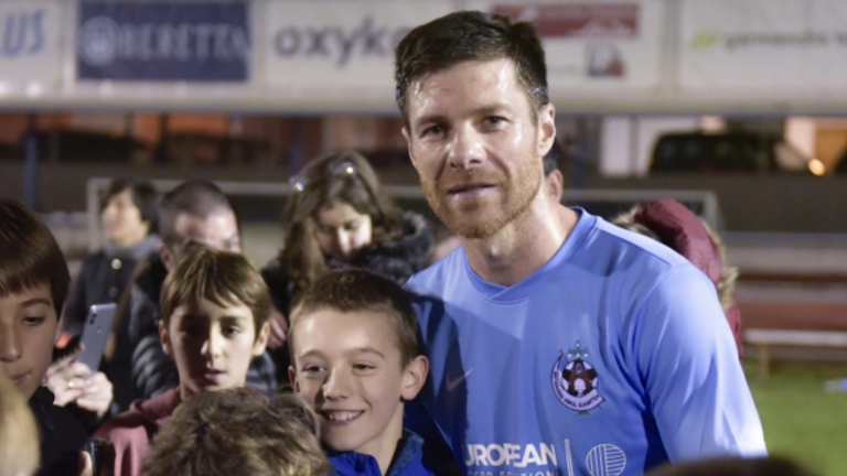 Xabi Alonso, pictured during a recent visit to Antiguoko (Credit: Antiguoko)