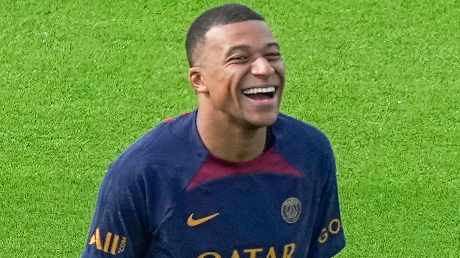 Kylian Mbappe In Contract Talks With Paris Saint-Germain And Will Not ...