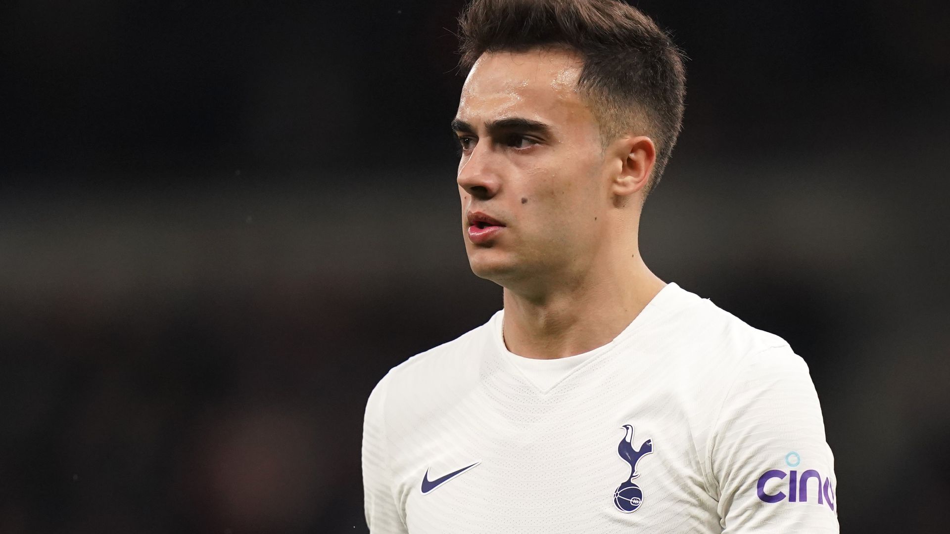 Brentford set to sign Reguilon on loan from Spurs