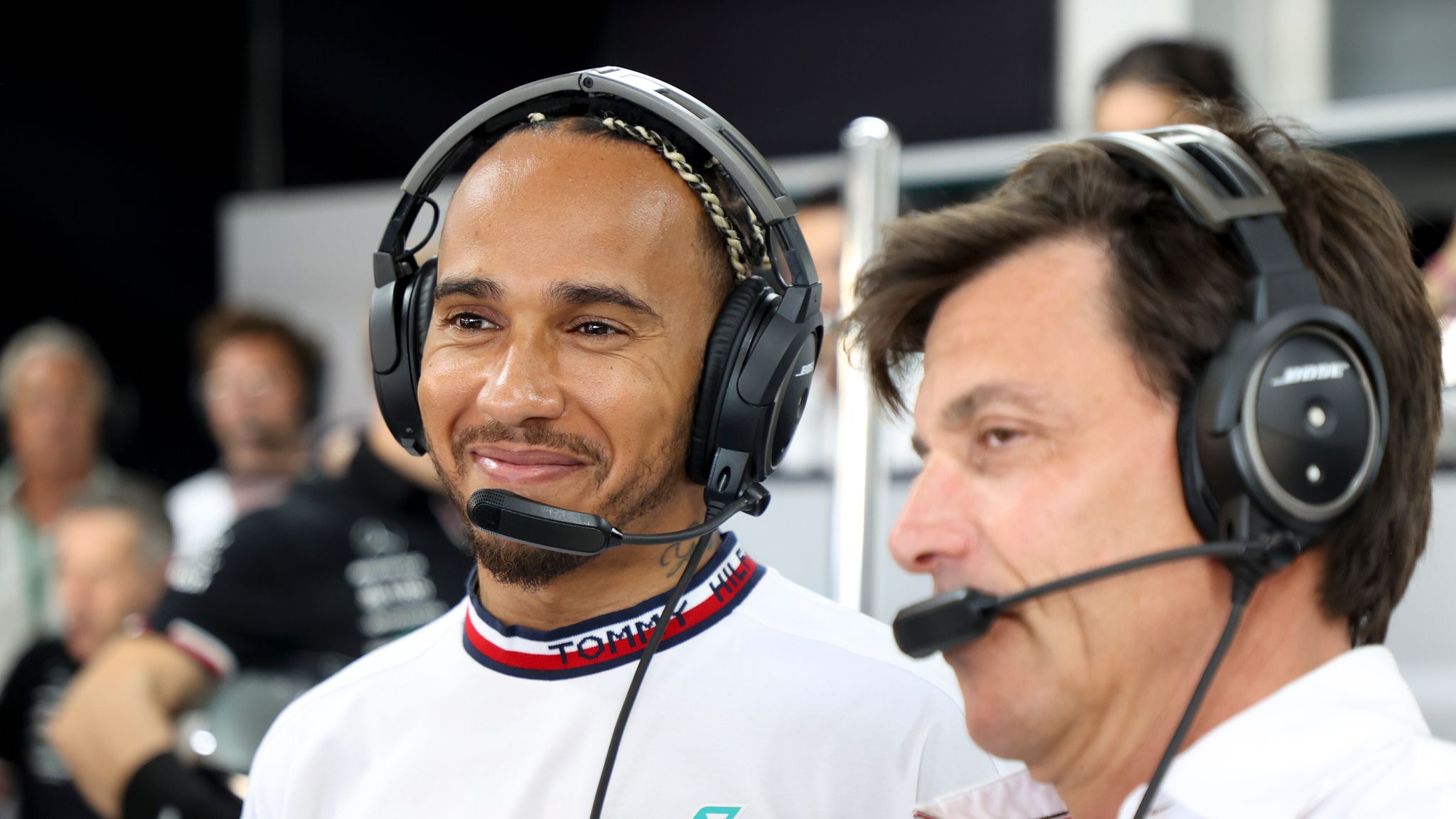 Lewis Hamilton Mercedes agree contract extension until 2025 with seven