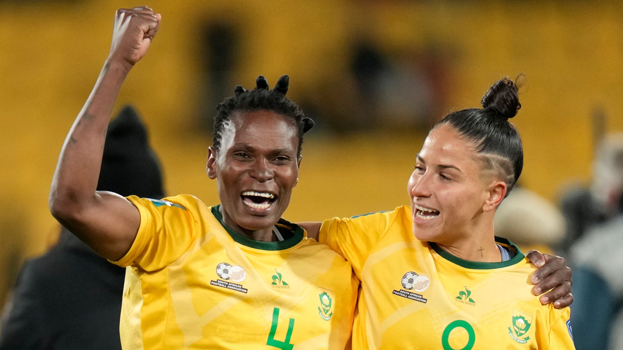 South Africa 3-2 Italy: Thembi Kgatlana's late goal sees South