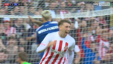 Neil goal gives Sunderland hope of comeback against Ipswich