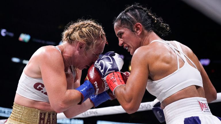 Amanda Serrano beat Heather Hardy for the second time in her career, the first victory came in 2019