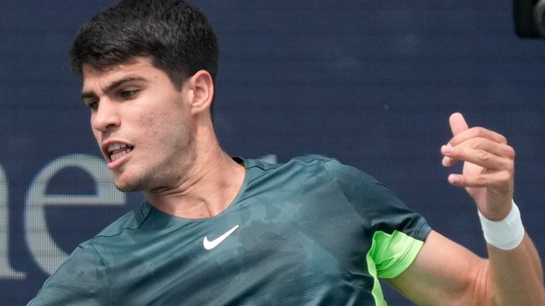 August 18, 2023: Carlos Alcaraz (ESP) defeated Max Purcell (AUS) 4-6, 6-3, 6-4, at the Western & Southern Open being played at Lindner Family Tennis Center in Mason, Ohio. ....Leslie Billman/Tennisclix/CSM (Credit Image: .. Leslie Billman/Cal Sport Media) (Cal Sport Media via AP Images)