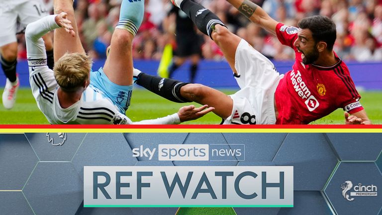 The Ref Watch panel debate Joe Worrall&#39;s sending off for Nottingham Forest against Manchester United with some disagreement on what the decision should have been.