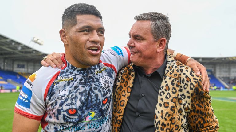 Picture by Olly Hassell/SWpix.com - 22/07/2023 - Rugby League - Betfred Challenge Cup Semi Final - Leigh Leopards v St Helens - Halliwell Jones Stadium, Warrington, England - Leigh Owner Derek Beaumont with John Asiata