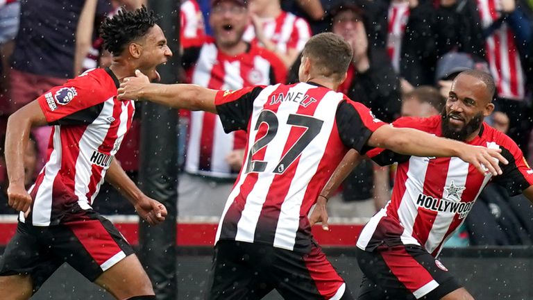 Brentford's Kevin Schade (third right) celebrates scoring