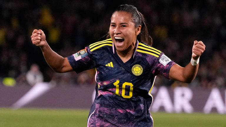 Colombia&#39;s Leicy Santos celebrates after scoring the opening goal vs England