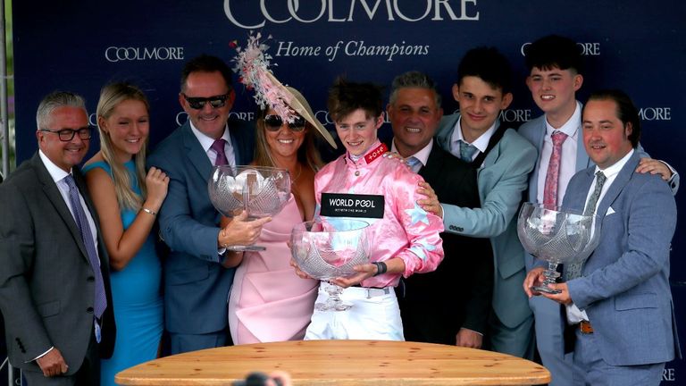 Kirrane celebrates on the podium with Live In The Dream&#39;s owners