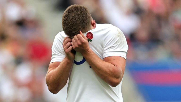 Owen Farrell comparecerá este martes ante una audiencia disciplinaria tras su tarjeta roja por una entrada alta 