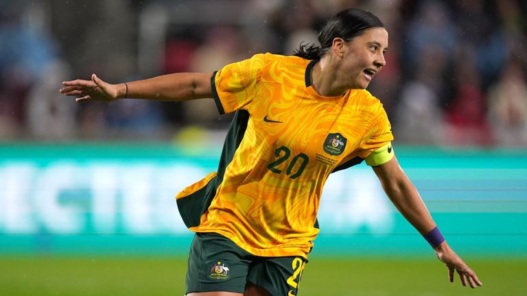 Australia&#39;s Sam Kerr scored a stunning goal to equalise against England in the semi-final