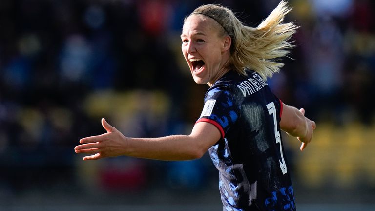 Netherlands' Stefanie Van der Gragt equalised to force the game into extra-time