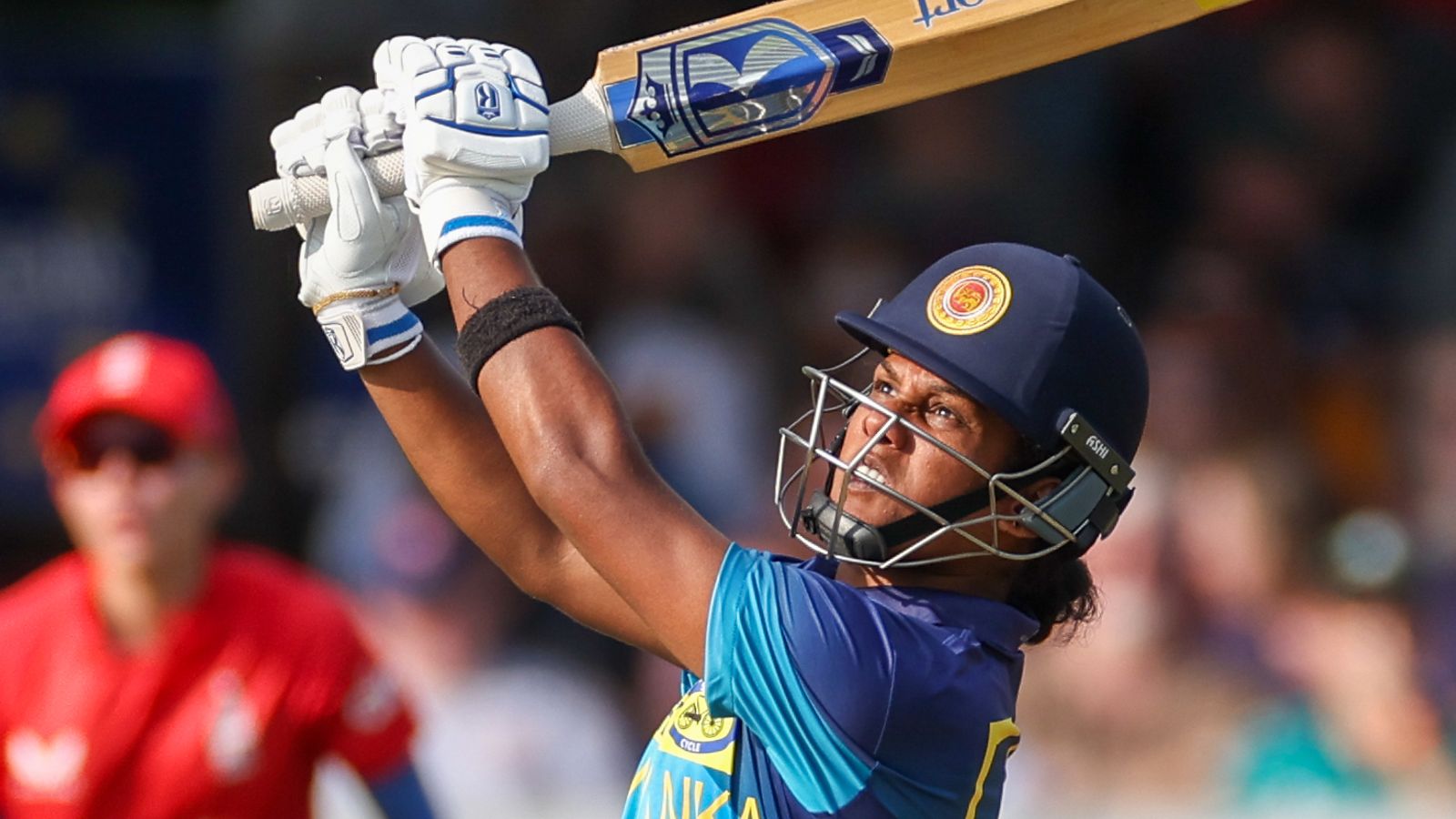 England bowl against Sri Lanka in first one-day international LIVE!