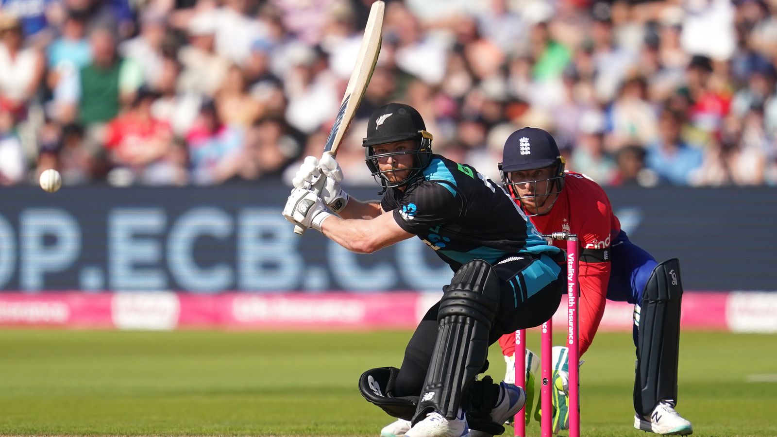 England vs New Zealand text commentary and highlights from third T20