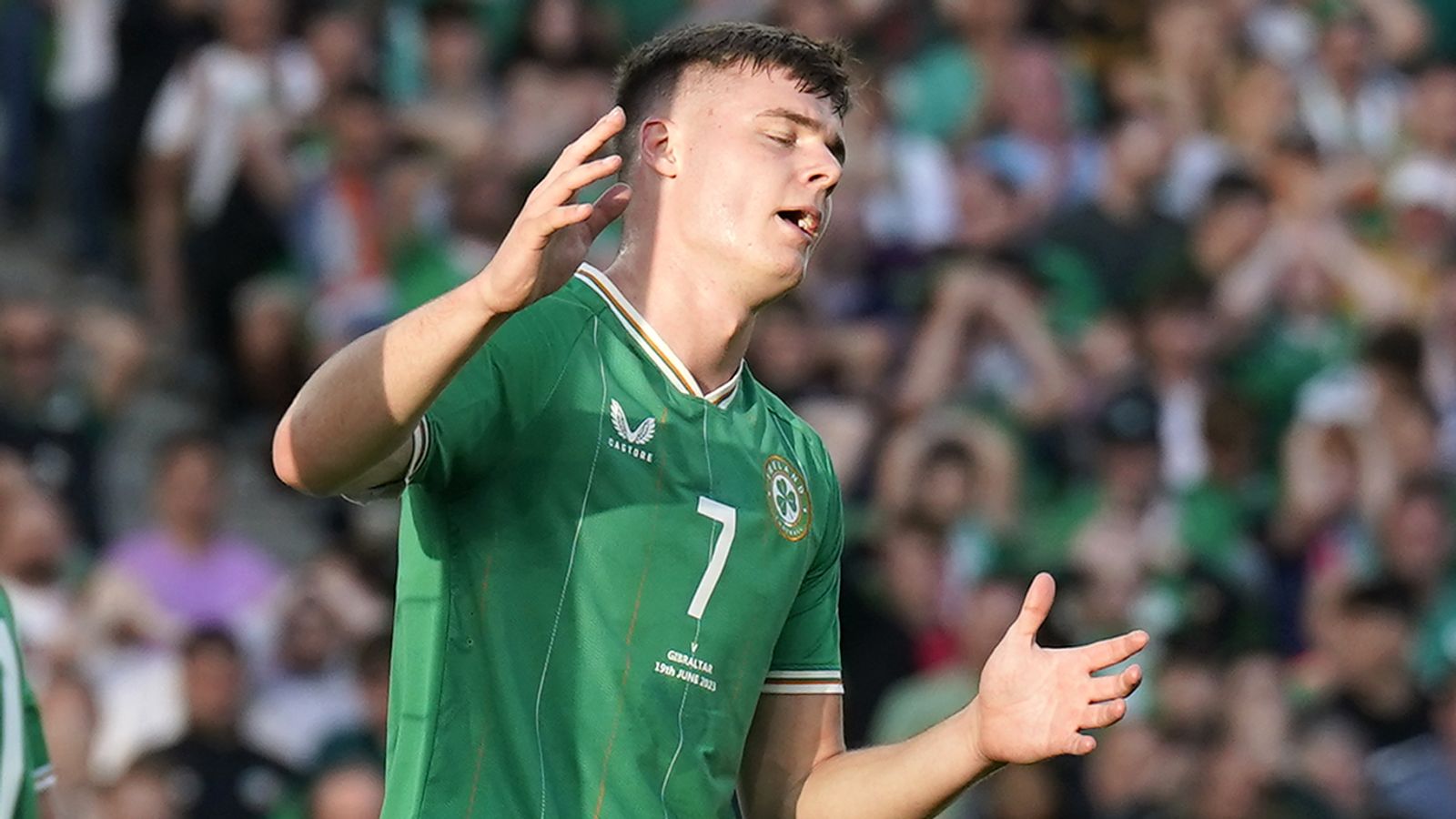 Evan Ferguson: Brighton-spiss ekskludert fra Republikken Irlands kvalifiseringskamper for EM 2024 |  Fotballnyheter