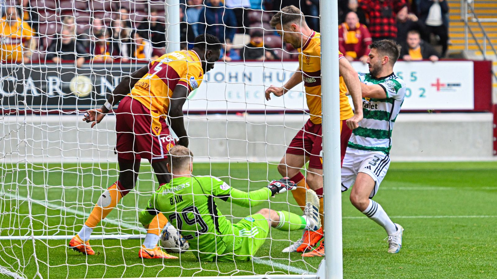 Motherwell 1 - 2 Celtic - Match Report & Highlights