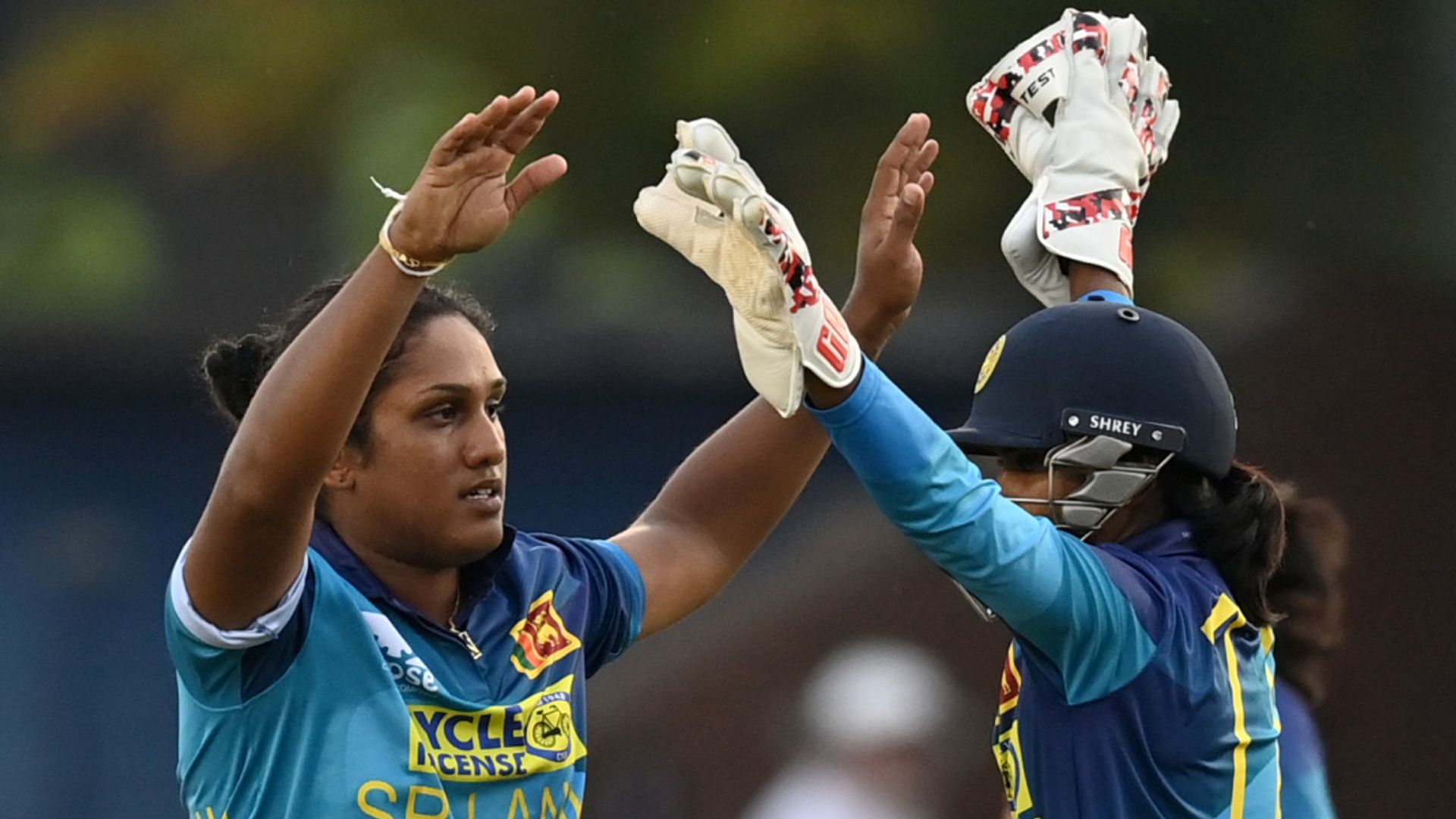 Sri Lanka earn famous series win as England slump with the bat again