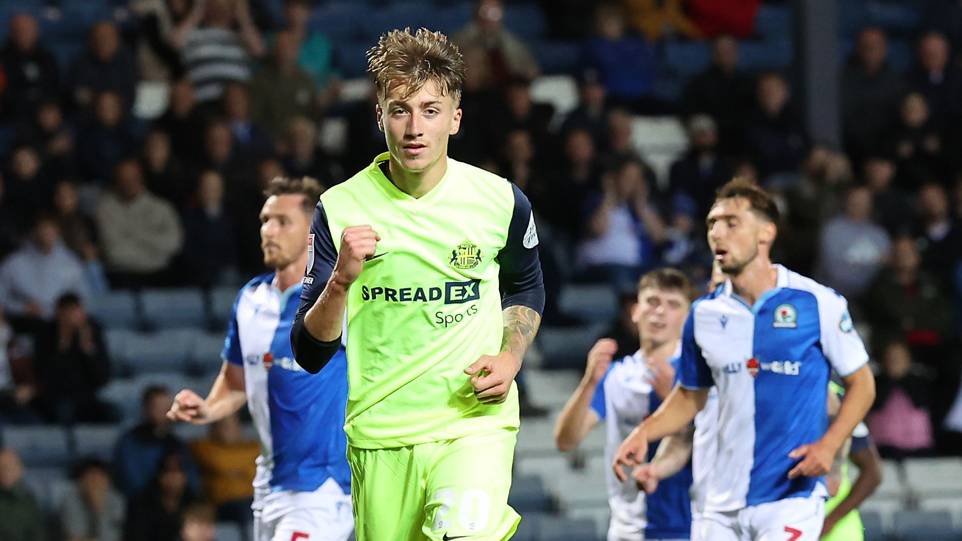 Clarke scores twice in Sunderland win
