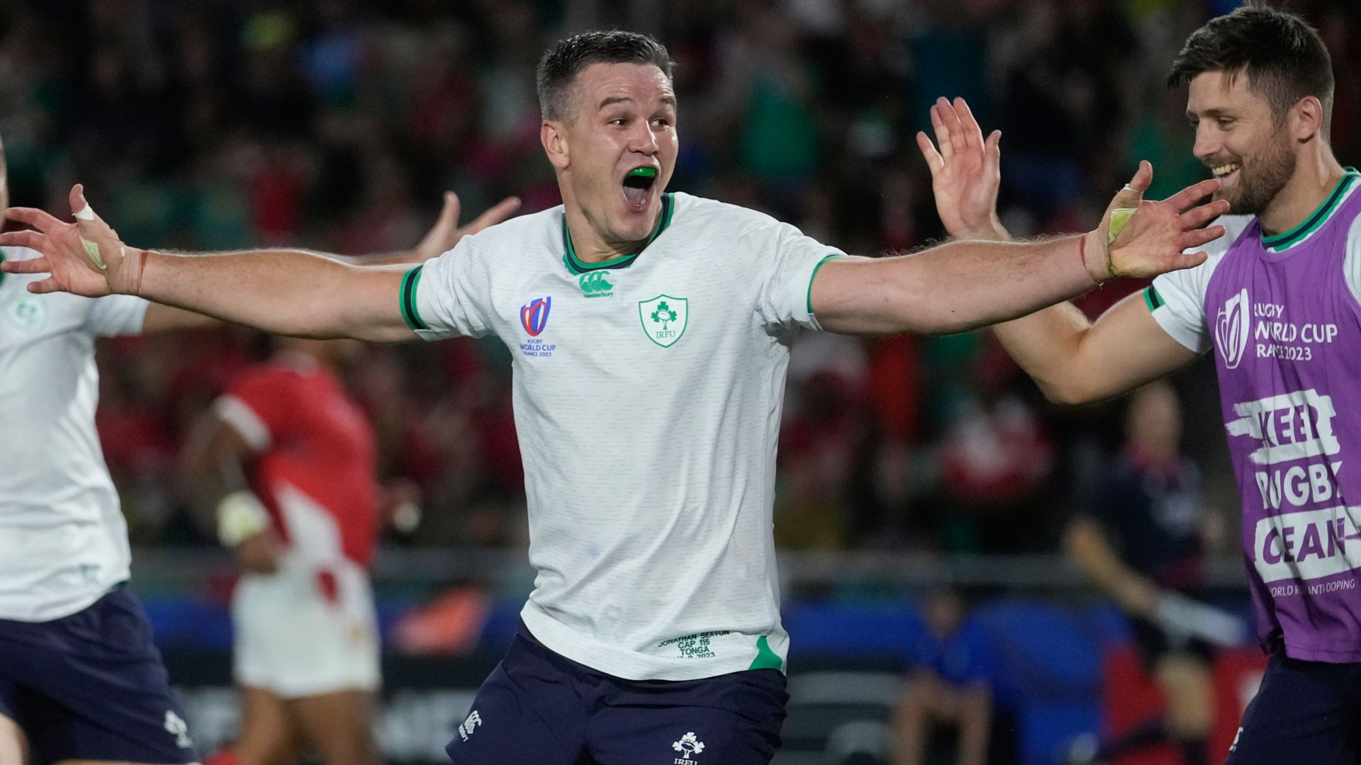 Sexton becomes Ireland's all-time top points scorer as they beat Tonga