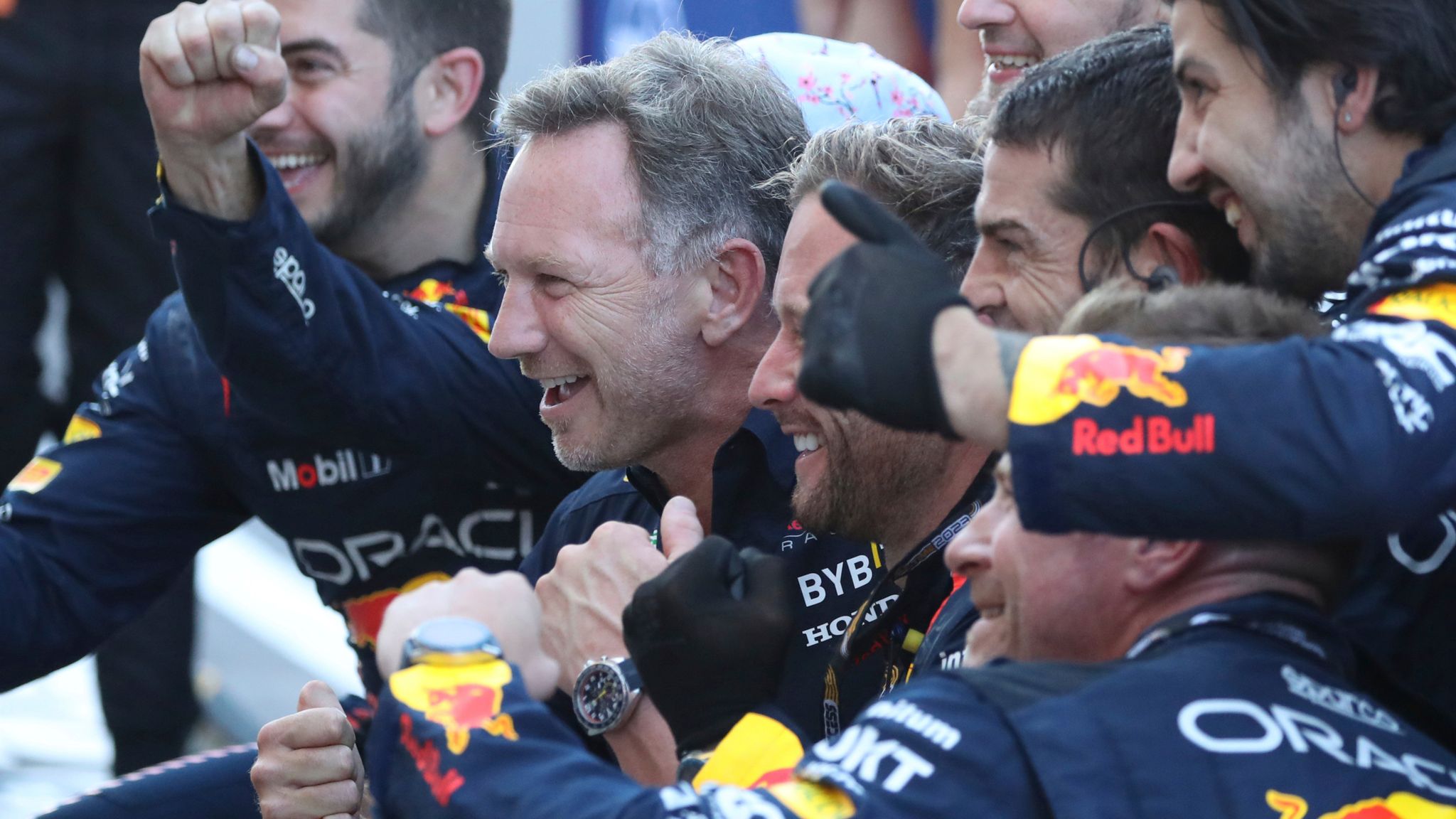 Christian Horner Exclusive: Red Bull's 2025 F1 Driver Options, Lando ...