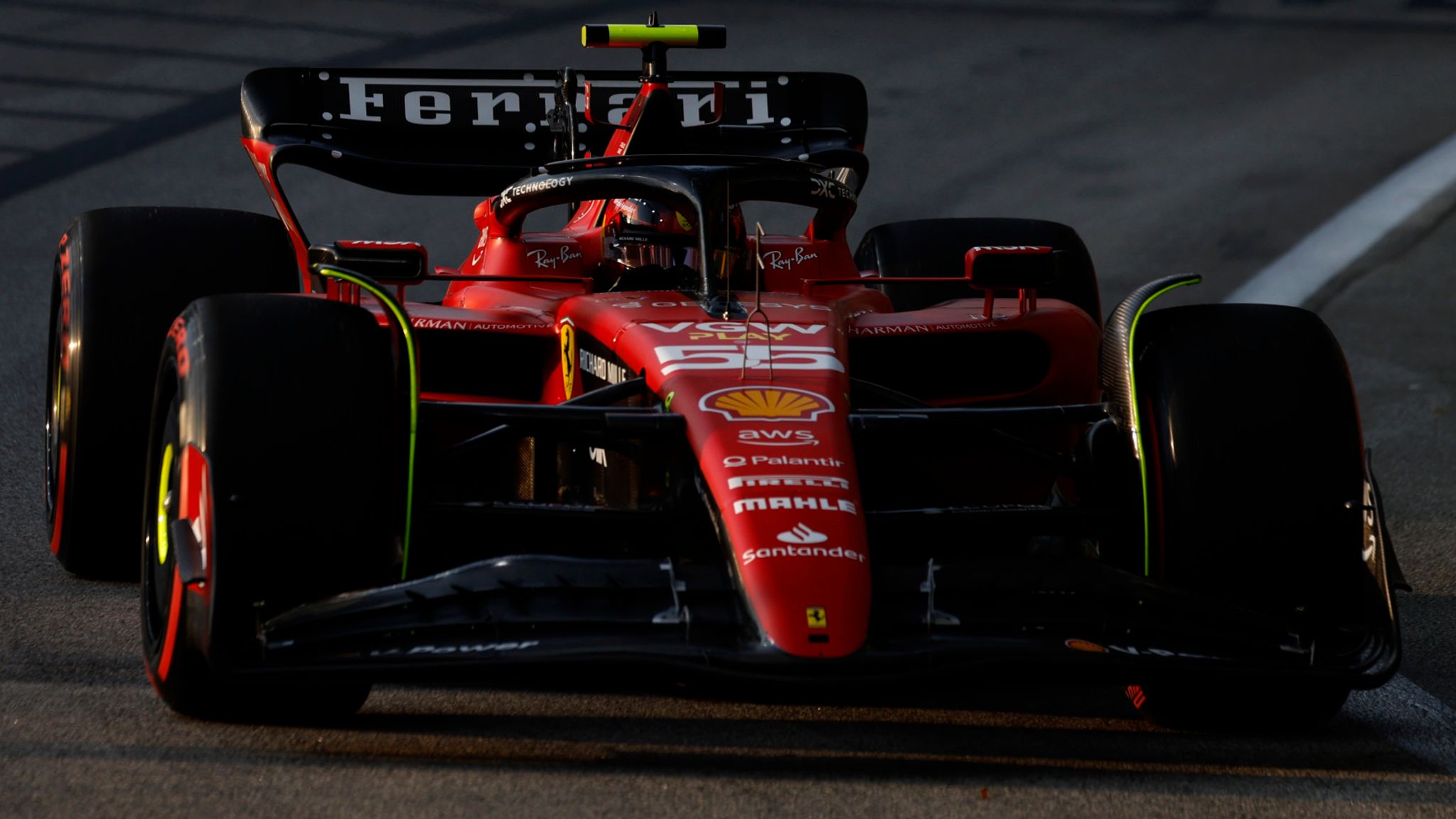 Singapore GP, Practice Three Carlos Sainz confirms Ferrari as pole favourites, Max Verstappen blasts Red Bull F1 News