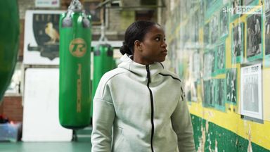 Dubois returns to gym where she started boxing!