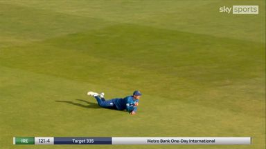 'Absolutely brilliant!' | Jacks makes terrific catch in outfield