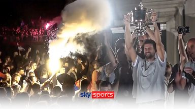 Djokovic parties with Serbia basketball team in Belgrade