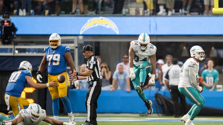 Highlights of the Miami Dolphins against the Los Angeles Chargers in Week 1 of the NFL