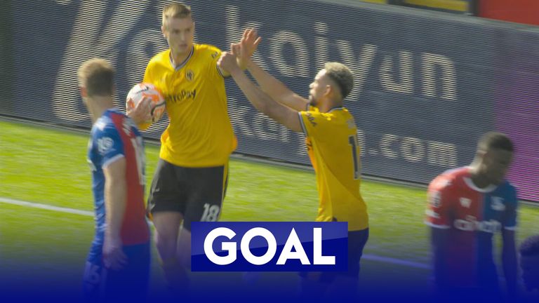 Cunha scores for Wolves against Palace