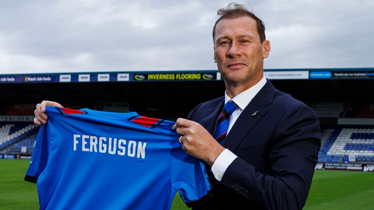 Duncan Ferguson has signed a three-year deal at Caley Thistle