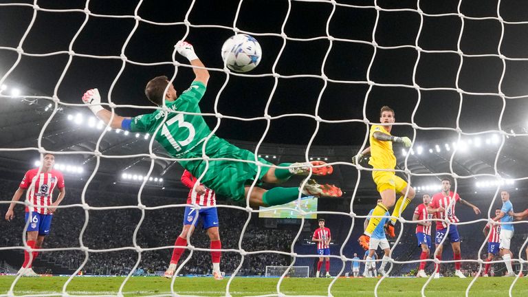 Lazio goalkeeper Ivan Provedel secured a dramatic point