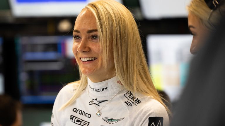 Jessica Hawkins, Aston Martin F1 Team