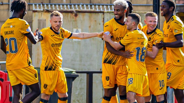 LIVINGSTON, SCOTLAND - SEPTEMBER 02: Livingston&#39;s Luiyi De Lucas (centre) celebrates with teammates after scoring to make it 1-0 during a cinch Premiership match between Livingston and St Mirren at the Tony Macaroni Arena, on September 02, 2023, in Livingston, Scotland. (Photo by Roddy Scott / SNS Group)