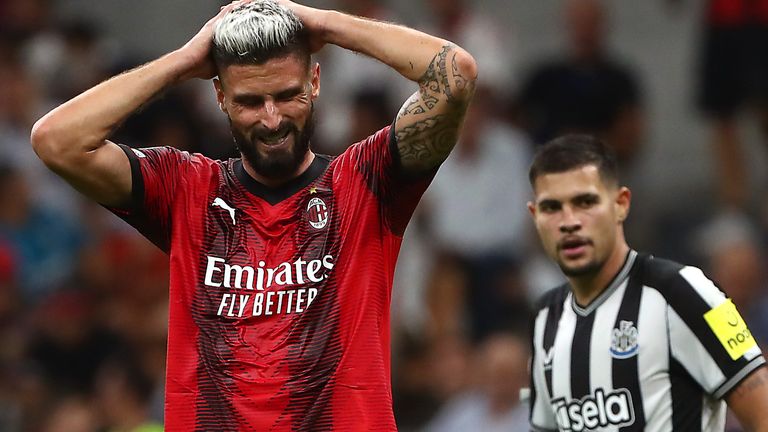 AC Milan 0-0 Newcastle: Eddie Howe's side hold on for point against  dominant hosts on Champions League return | Football News | Sky Sports