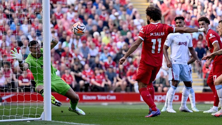 Mo Salah scores Liverpool&#39;s third goal against Aston Villa