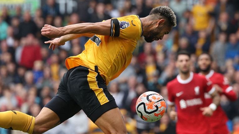 Matheus Cunha fluffs a huge chance to double Wolves&#39; lead against Liverpool 
